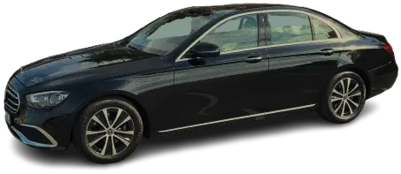 Mercedes E-Class személyautó bérlés sofőrrel